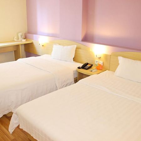 7Days Inn Qingdao Development Zone Jinshatan Extérieur photo