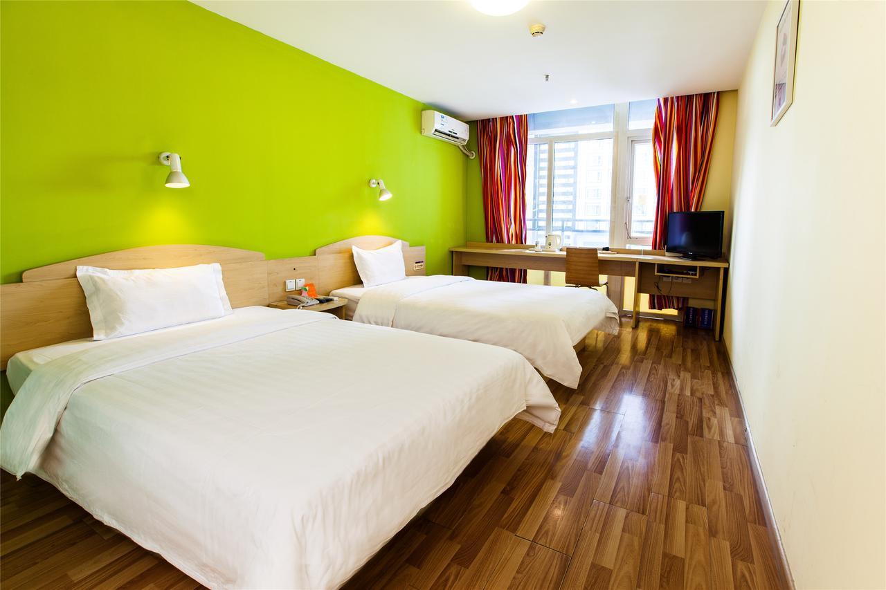 7Days Inn Qingdao Development Zone Jinshatan Extérieur photo