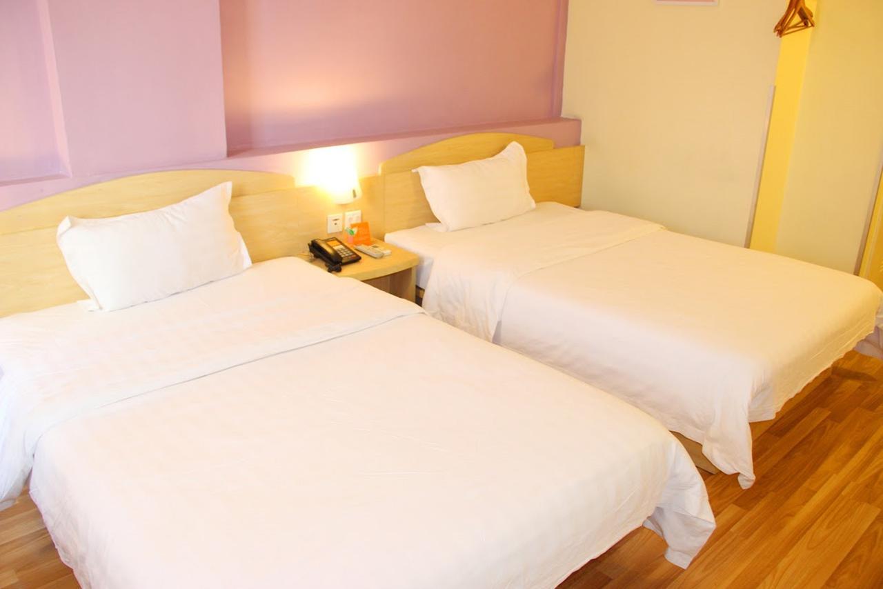 7Days Inn Qingdao Development Zone Jinshatan Extérieur photo
